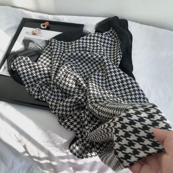 scarves 2021 ladies fashion aztec tassel viscose shawl scarf women wrap stole bufanda muslim hijab snood 180*90cm, Blue;gray
scarves 2021 ladies fashion aztec tassel viscose shawl scarf women wrap stole bufanda muslim hijab snood 180*90cm, Blue;gray