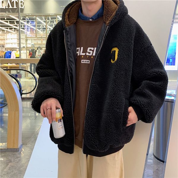 2021 new korean winter men's lamb wool jackets parkas thicken warm women oversized coats letter c embroidery men jacket jy22, Black
2021 new korean winter men's lamb wool jackets parkas thicken warm women oversized coats letter c embroidery men jacket jy22, Black