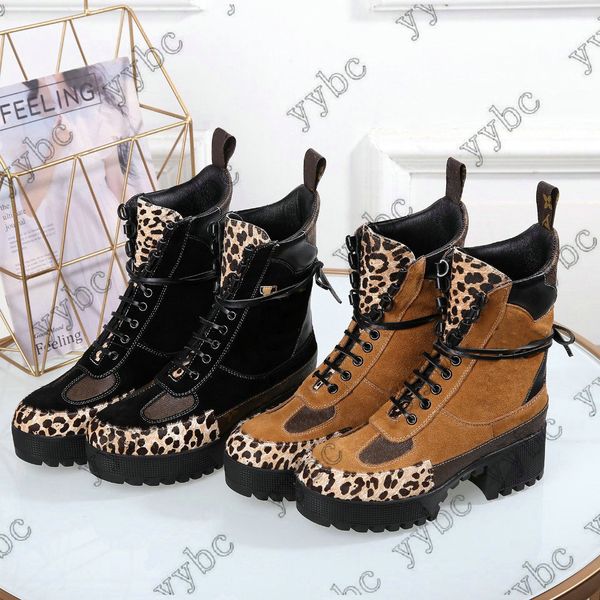 womens designers laureate boots martin desert high heel overcloud heart boot flamingos love arrow leather medal coarse non-slip winter shoes
womens designers laureate boots martin desert high heel overcloud heart boot flamingos love arrow leather medal coarse non-slip winter shoes
