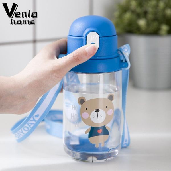 портативный прозрачный детский бутылку с водой с ремешком пластиковая бутылка воды фруктовый сок утечка открытый спортивный путешествие кемп
портативный прозрачный детский бутылку с водой с ремешком пластиковая бутылка воды фруктовый сок утечка открытый спортивный путешествие кемп