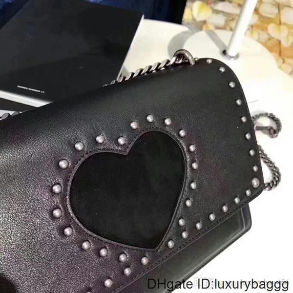 latest ladies shoulder star with the same handbag rivets and love chain frosted leather messenger bag designer clutch
latest ladies shoulder star with the same handbag rivets and love chain frosted leather messenger bag designer clutch