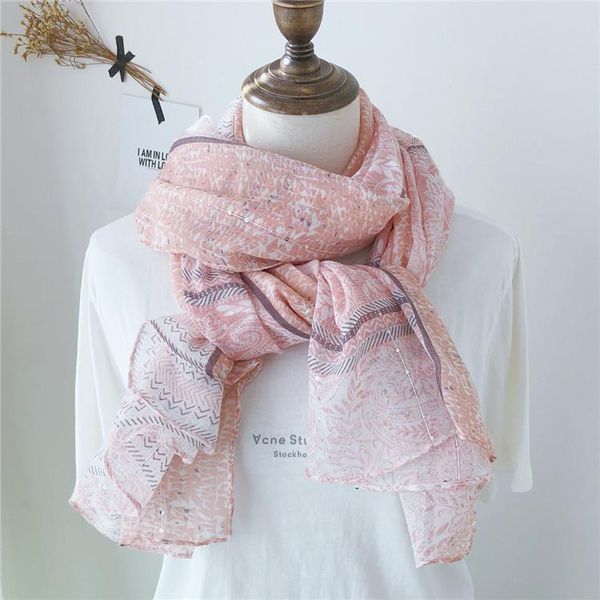 2021 fashion women pink scarf crystal printed beach girls wraps thin foulard female, Blue;gray
2021 fashion women pink scarf crystal printed beach girls wraps thin foulard female, Blue;gray