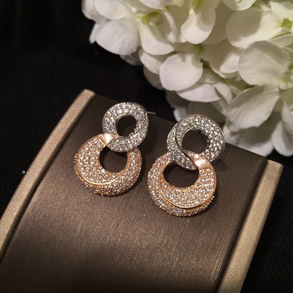 diamond rhinestone zirconia circular twisted geometic earrings fashion luxury stud earrings for woman girls s925 silver post, Golden;silver
diamond rhinestone zirconia circular twisted geometic earrings fashion luxury stud earrings for woman girls s925 silver post, Golden;silver