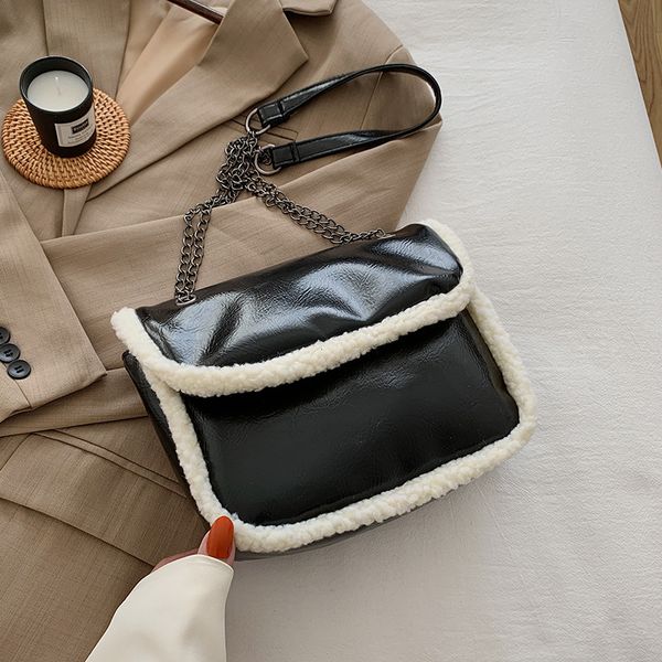2021 new waist bag fashion bumbag for woman crackle belt bag lady cross body bag sac banane with lamb hair 3 color shoulder bags
2021 new waist bag fashion bumbag for woman crackle belt bag lady cross body bag sac banane with lamb hair 3 color shoulder bags