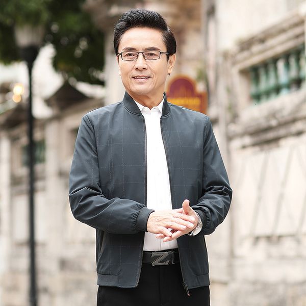 2020 new plaid coat men's spring dad autumn loose casual middle aged jacket, Black;brown
2020 new plaid coat men's spring dad autumn loose casual middle aged jacket, Black;brown