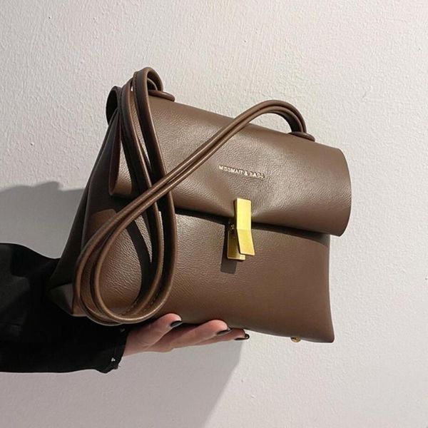 cross body vintage square crossbody bag 2021 fashion high-quality pu leather women's designer handbag casual shoulder messenger
cross body vintage square crossbody bag 2021 fashion high-quality pu leather women's designer handbag casual shoulder messenger