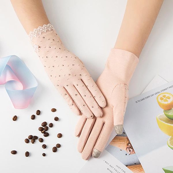 five fingers gloves sun proof women' summer stock thin fashionable fashion outdoor sports cycling lace fishnet, Blue;gray
five fingers gloves sun proof women' summer stock thin fashionable fashion outdoor sports cycling lace fishnet, Blue;gray