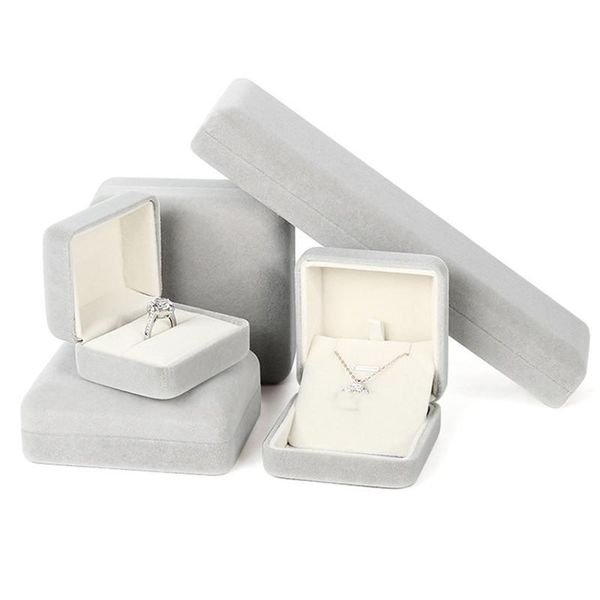 gift wrap 1 pcs green/grey/coffee fashion color iron flannel jewelry packing box ring /bracelet/ necklace packaging pendant
gift wrap 1 pcs green/grey/coffee fashion color iron flannel jewelry packing box ring /bracelet/ necklace packaging pendant
