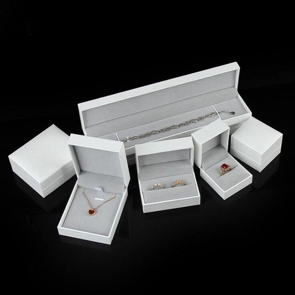 gift wrap 1pcs white leather filled paper jewelry box ring necklace bracelet storage
gift wrap 1pcs white leather filled paper jewelry box ring necklace bracelet storage
