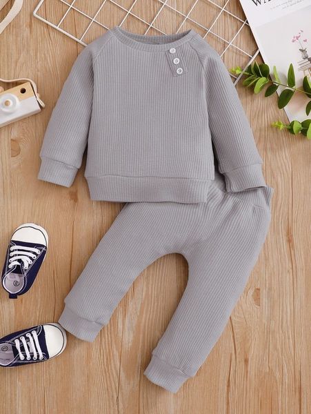 baby fake button raglan sleeve waffle knit pullover & sweatpants she, White
baby fake button raglan sleeve waffle knit pullover & sweatpants she, White