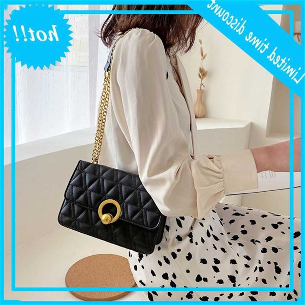 2020 new popular single shoulder slanting chain small square round lock diamond lattice embroidery shengshi women's bag
2020 new popular single shoulder slanting chain small square round lock diamond lattice embroidery shengshi women's bag