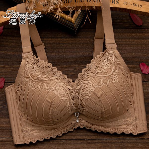 underwear women's rimless small chest gathered thickened with large upper support and anti sagging adjustable breast bra, White
underwear women's rimless small chest gathered thickened with large upper support and anti sagging adjustable breast bra, White