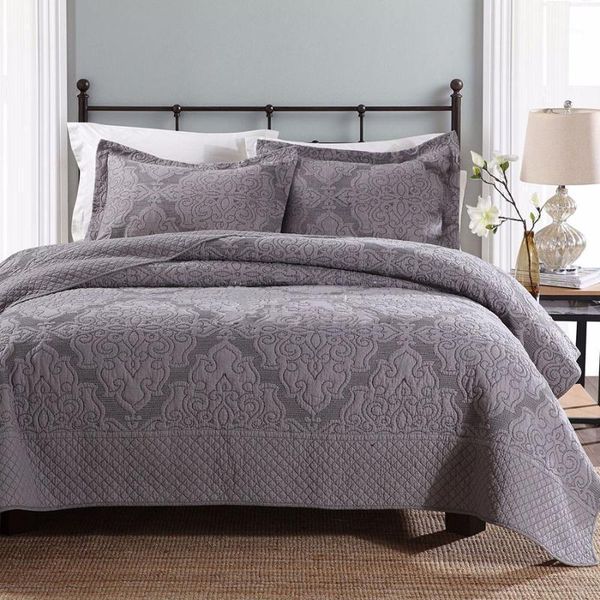 europe luxury bedspread quilt set 3pcs solid embroidered bedding cotton quilts quilted bed covers bedspread king size coverlet1
europe luxury bedspread quilt set 3pcs solid embroidered bedding cotton quilts quilted bed covers bedspread king size coverlet1