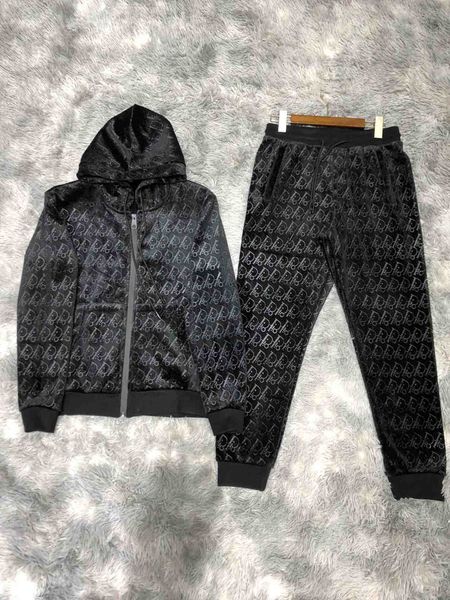 2020 luxury autumn mens sweat suits sets jogger jackets with pants suit hip hop black gray designer tracksuits
2020 luxury autumn mens sweat suits sets jogger jackets with pants suit hip hop black gray designer tracksuits