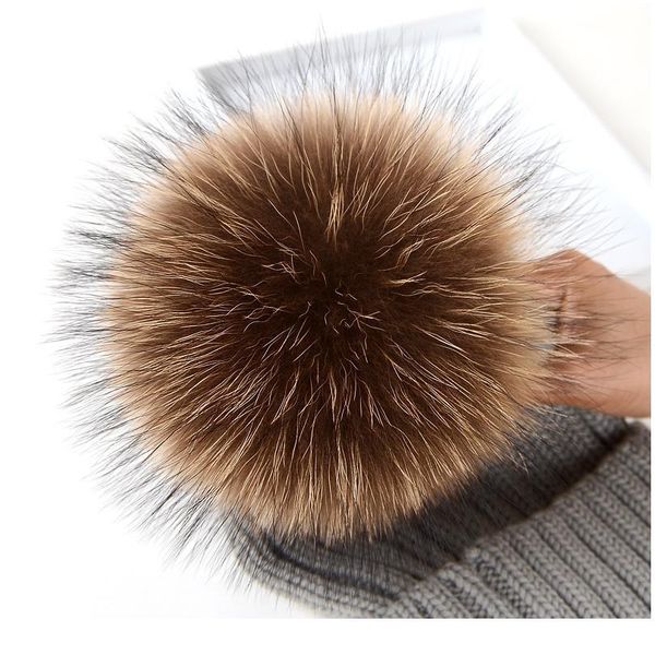 big size 15cm diy real fox fur pompoms raccoon fur pom poms balls natural fur pompon for hats bags shoes scarves acc qylptt
big size 15cm diy real fox fur pompoms raccoon fur pom poms balls natural fur pompon for hats bags shoes scarves acc qylptt