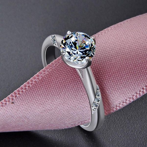 luxury designers fashion cross-border new s925 silver ring nine hearts a flower zircon simulation diamond ring ladies wedding ring europe an, Golden;silver
luxury designers fashion cross-border new s925 silver ring nine hearts a flower zircon simulation diamond ring ladies wedding ring europe an, Golden;silver
