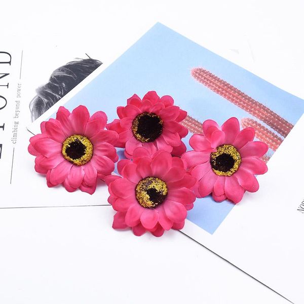 10 30 свадебные декоративные цветы настенные шелковые ромашки рождественские украшения для дома свадебные аксессуары клиренс искусственные ц
10 30 свадебные декоративные цветы настенные шелковые ромашки рождественские украшения для дома свадебные аксессуары клиренс искусственные ц