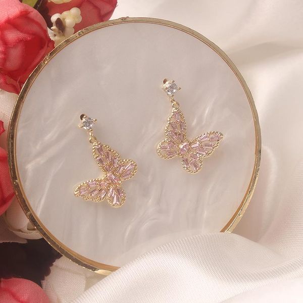 shiny side new accessories pierced butterfly stud earrings for women simple style elegant crystal earrings, Golden;silver
shiny side new accessories pierced butterfly stud earrings for women simple style elegant crystal earrings, Golden;silver