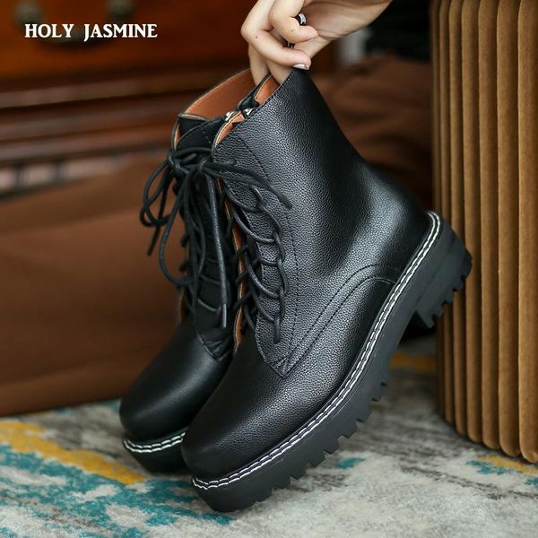 boots ankle women genuine leather lace-up side zipper autumn winter lady shoes handmade 2021, Black
boots ankle women genuine leather lace-up side zipper autumn winter lady shoes handmade 2021, Black