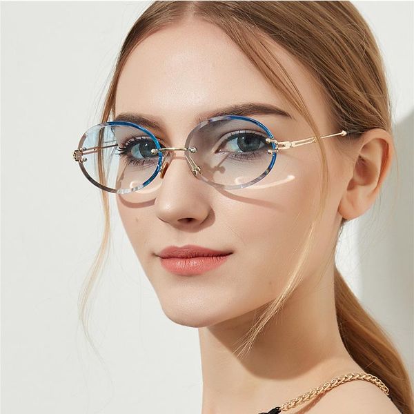 sunglasses 2021 retro rimless mirro women diamond cut luxury ladies brand design oval gradient glasses metal eyewear, White;black
sunglasses 2021 retro rimless mirro women diamond cut luxury ladies brand design oval gradient glasses metal eyewear, White;black