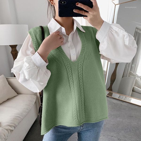 women's vests 2021 winter v-neck knit waistcoat women's sleeveless vest outer wear loose woolen solid, Black;white
women's vests 2021 winter v-neck knit waistcoat women's sleeveless vest outer wear loose woolen solid, Black;white