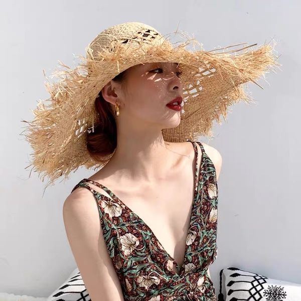 fashion hollow women beach hat handmade raffia summer sun hats 11cm wide brim visor cap wholesale y200602, Blue;gray
fashion hollow women beach hat handmade raffia summer sun hats 11cm wide brim visor cap wholesale y200602, Blue;gray