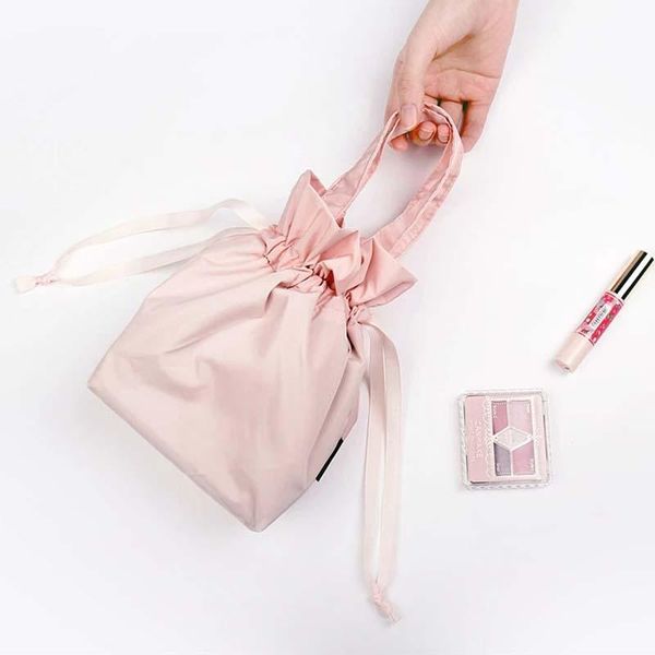 1 pc women drawstring cosmetic bag travel makeup organizer bag solid color make up storage pouch toiletry beauty kit
1 pc women drawstring cosmetic bag travel makeup organizer bag solid color make up storage pouch toiletry beauty kit