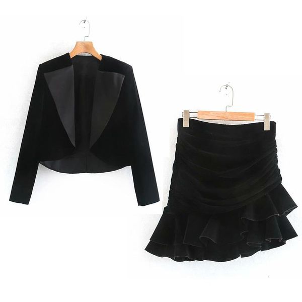 women autumn velvet suits 2-piece sets vintage black blazers and pleated mini skirts female fashion two-pieces sets clothing, Gray
women autumn velvet suits 2-piece sets vintage black blazers and pleated mini skirts female fashion two-pieces sets clothing, Gray