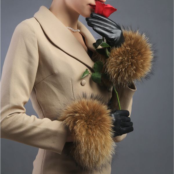 fashion-shouhou 2017 women winter fur gloves genuine sheepskin leather raccoon fur cuff gloves girls christmas gift mittens, Blue;gray
fashion-shouhou 2017 women winter fur gloves genuine sheepskin leather raccoon fur cuff gloves girls christmas gift mittens, Blue;gray