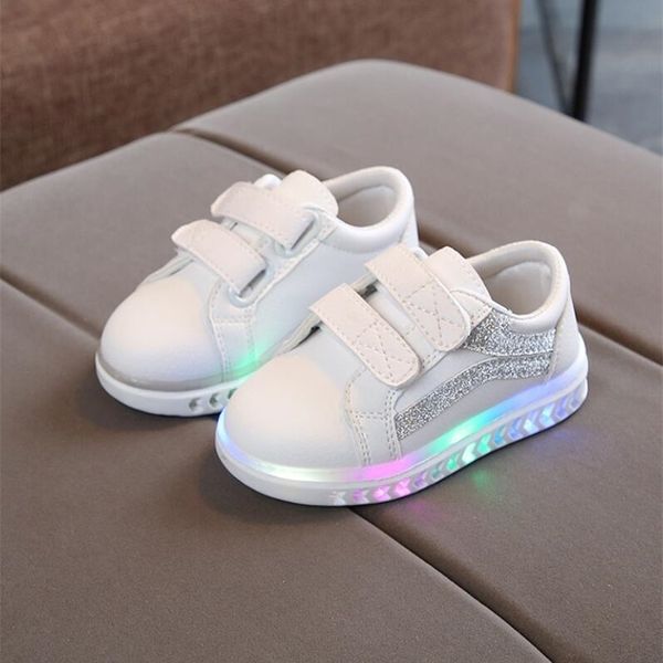 child sport shoes spring luminous fashion breathable kids boys net shoes girls anti-slippery sneakers with light running shoes 201113, Black;grey
child sport shoes spring luminous fashion breathable kids boys net shoes girls anti-slippery sneakers with light running shoes 201113, Black;grey