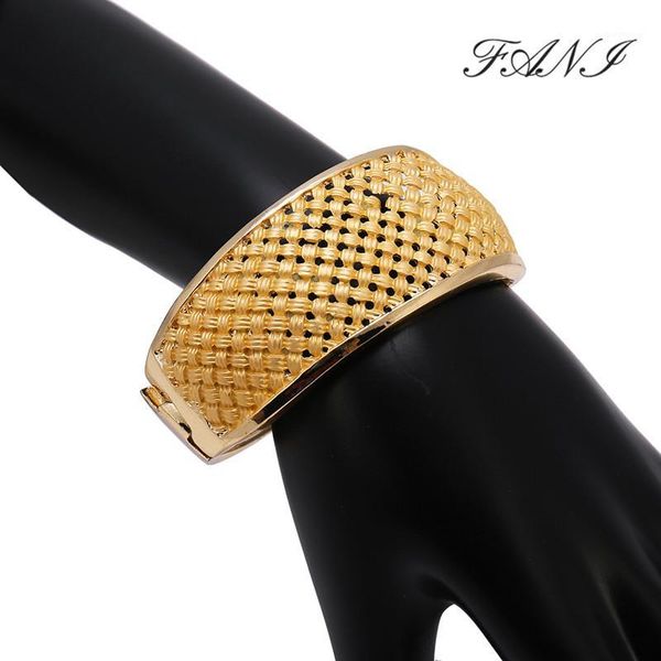 fani 2020 fashion handmade gold color bracelets pearl crown tower bracelets & bangles women brand jewelry brazaletes pulseras1, Black
fani 2020 fashion handmade gold color bracelets pearl crown tower bracelets & bangles women brand jewelry brazaletes pulseras1, Black