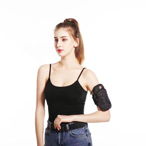 running mobile phone fitness arm bag outdoor sports armband wholesale visible at night luminous holographic reflective armband
running mobile phone fitness arm bag outdoor sports armband wholesale visible at night luminous holographic reflective armband