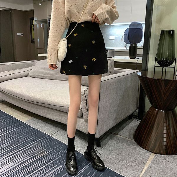 autumn 2021 new winter women of thin wool skirts vintage embroidered line skirt y363 e7m8, Black
autumn 2021 new winter women of thin wool skirts vintage embroidered line skirt y363 e7m8, Black