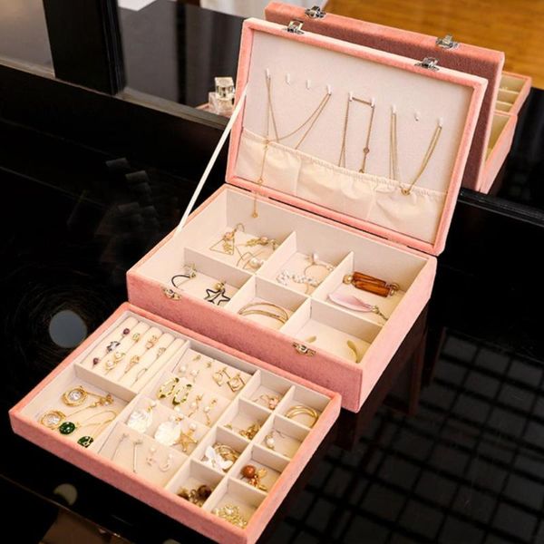 large velvet jewelry box organizers watch box necklaces earrings bracelet multi-function double layer jewelry holder gift, Pink;blue
large velvet jewelry box organizers watch box necklaces earrings bracelet multi-function double layer jewelry holder gift, Pink;blue