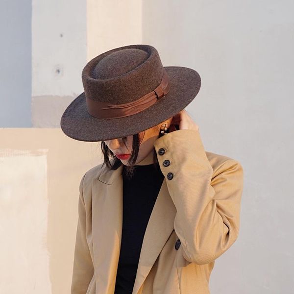 french retro coffee brown woolen hat for men and women autumn and winter british wild felt hat woman hat elegante, Black;white
french retro coffee brown woolen hat for men and women autumn and winter british wild felt hat woman hat elegante, Black;white