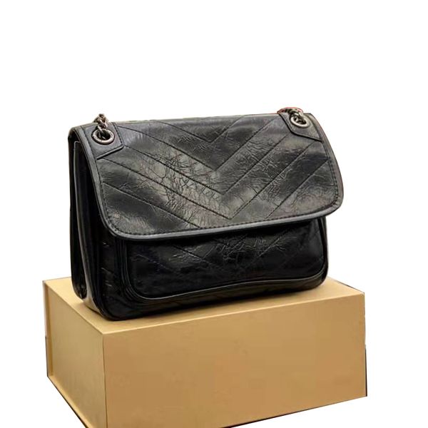 luxury high-quality fashion women's shoulder bag handbag stray bag heavy industrial design fabric is soft and light, which can be slung
luxury high-quality fashion women's shoulder bag handbag stray bag heavy industrial design fabric is soft and light, which can be slung