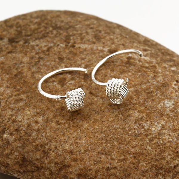 geomee 1pair small boho hoop earrings half round metal earrings circle simple handmade pendientes mujer moda brincos e206, Golden;silver
geomee 1pair small boho hoop earrings half round metal earrings circle simple handmade pendientes mujer moda brincos e206, Golden;silver