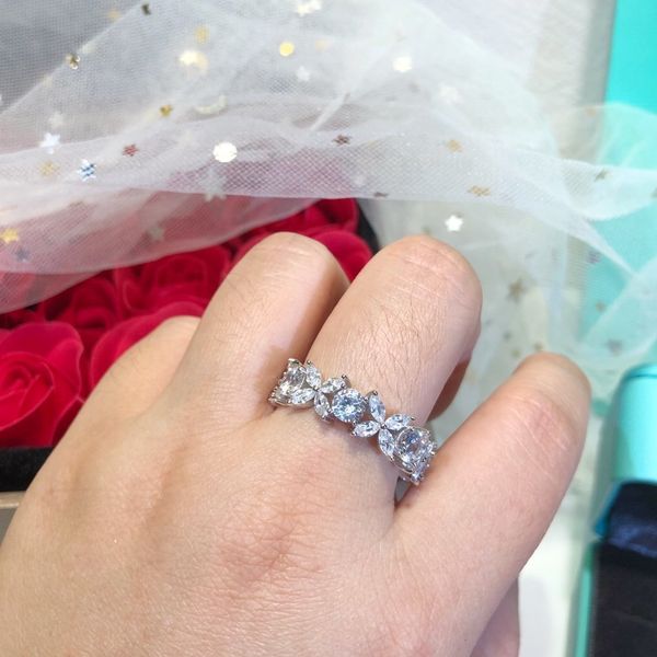 2020 fashion ladies ring party gift ring glamour jewelry gorgeous elegant simple style 7si3, Golden;silver
2020 fashion ladies ring party gift ring glamour jewelry gorgeous elegant simple style 7si3, Golden;silver