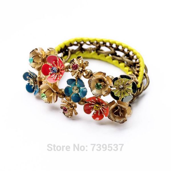 charm bracelets 2021 romantic style enamel beautiful flowers setting elastic bracelet for women, Golden;silver
charm bracelets 2021 romantic style enamel beautiful flowers setting elastic bracelet for women, Golden;silver