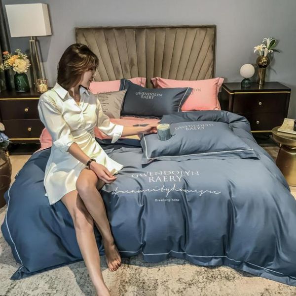 bedding sets 4-piece twill cotton lettered embroidered printed quilt cover pure solid color sheet set double bed
bedding sets 4-piece twill cotton lettered embroidered printed quilt cover pure solid color sheet set double bed