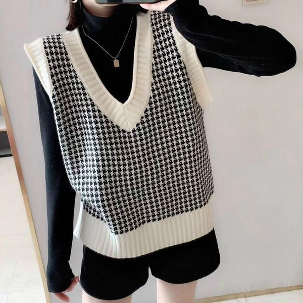 women's vests waistcoat women sweater vest winter 2021 fashion knitted plaid sleeveless vintage female black red plus size clothing, Black;white
women's vests waistcoat women sweater vest winter 2021 fashion knitted plaid sleeveless vintage female black red plus size clothing, Black;white
