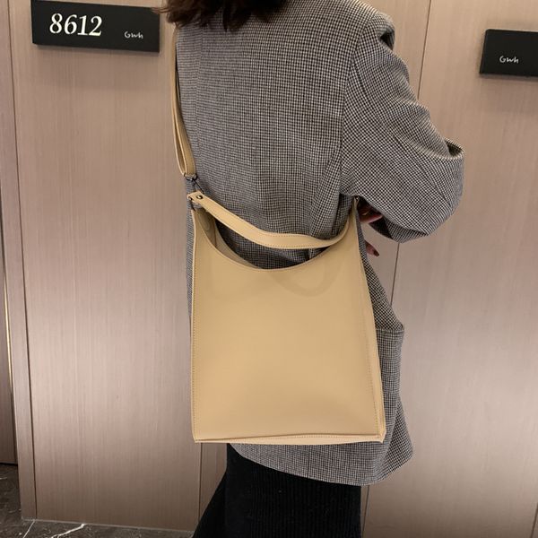 hbp fashion ladies hand bags sets leather shoulder bag handbags women crossbody bags designer large tote 2022
hbp fashion ladies hand bags sets leather shoulder bag handbags women crossbody bags designer large tote 2022