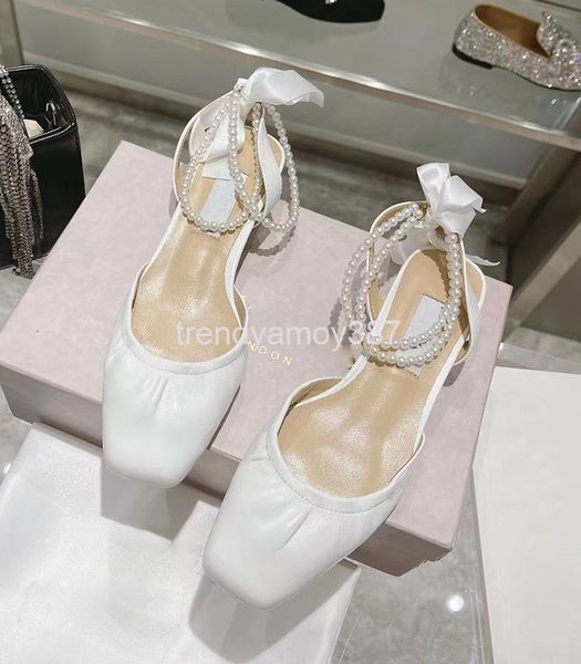 dress shoes sandals fashion trend sweet pearl bow women's shoes baotou small fresh fairy gentle, Black
dress shoes sandals fashion trend sweet pearl bow women's shoes baotou small fresh fairy gentle, Black