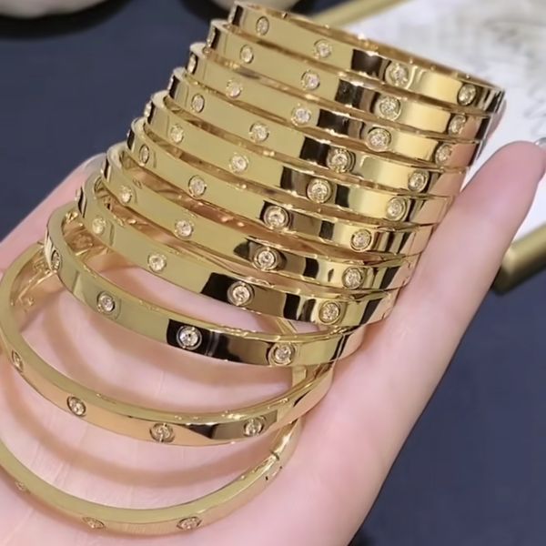 factory 2020 present gifts luxury fine inspiral ten diamond k gold bracelet tisco hypoallergenic non-fading semi-oval buckle bracelets, Black
factory 2020 present gifts luxury fine inspiral ten diamond k gold bracelet tisco hypoallergenic non-fading semi-oval buckle bracelets, Black