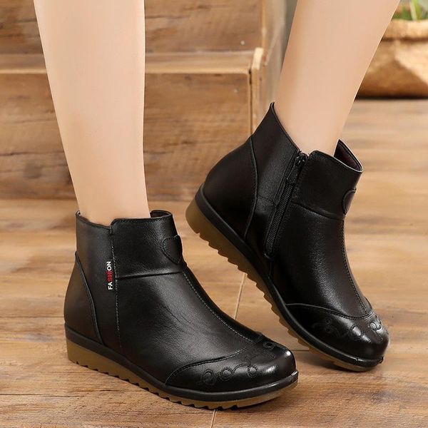 genuine leather women boots 2020 winter thick wool lined genuine leather women snow boots large size winter shoes, Black
genuine leather women boots 2020 winter thick wool lined genuine leather women snow boots large size winter shoes, Black