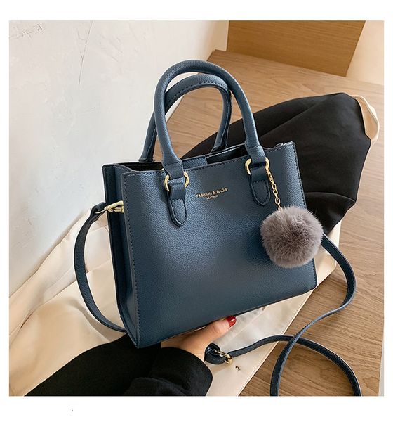 women's autumn 2020 new trend fashion korean pu handbag hair ball pendant shoulder bag
women's autumn 2020 new trend fashion korean pu handbag hair ball pendant shoulder bag