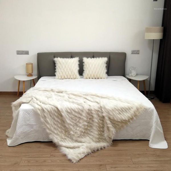 exquisite jacquard blanket fur leather blanket beauty soft home throw home cover pure travel bed sofa1
exquisite jacquard blanket fur leather blanket beauty soft home throw home cover pure travel bed sofa1