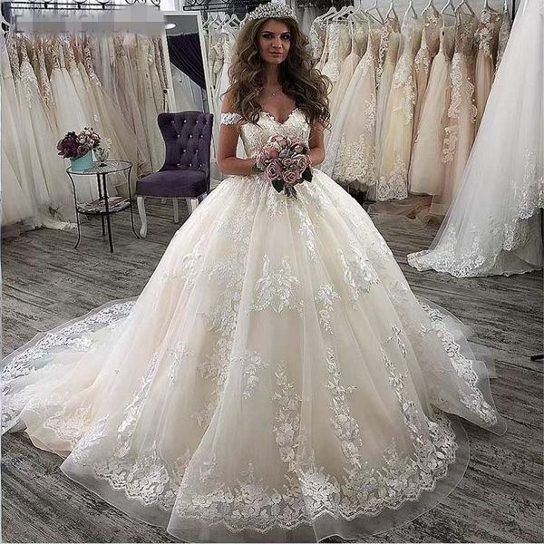 2020 ivory ball gown bridal dresses v neck off the shoulder with appliques lace up back wedding dresses bridal gowns vestidos de noiva, White
2020 ivory ball gown bridal dresses v neck off the shoulder with appliques lace up back wedding dresses bridal gowns vestidos de noiva, White