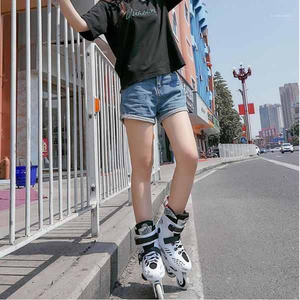 single -wheel skates in-line skating men and women fancy roller skates roller association slalom1
single -wheel skates in-line skating men and women fancy roller skates roller association slalom1