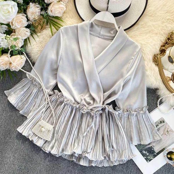 2020 new women blouse v-neck poplin three quarter flare sleeves slim blouse ladies casual flounced solid draped shirt 1, White
2020 new women blouse v-neck poplin three quarter flare sleeves slim blouse ladies casual flounced solid draped shirt 1, White